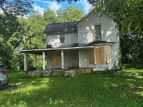 4618 Dayton Ave, Graysville, TN 37338