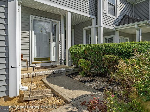 5th image of 3702 Aqueduct Ct