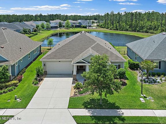 3rd image of 479 CROSSWATER LAKE Drive