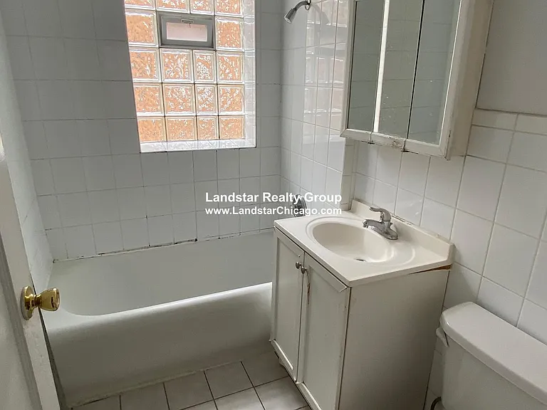 5030 N Springfield Ave #3W — Photo 5