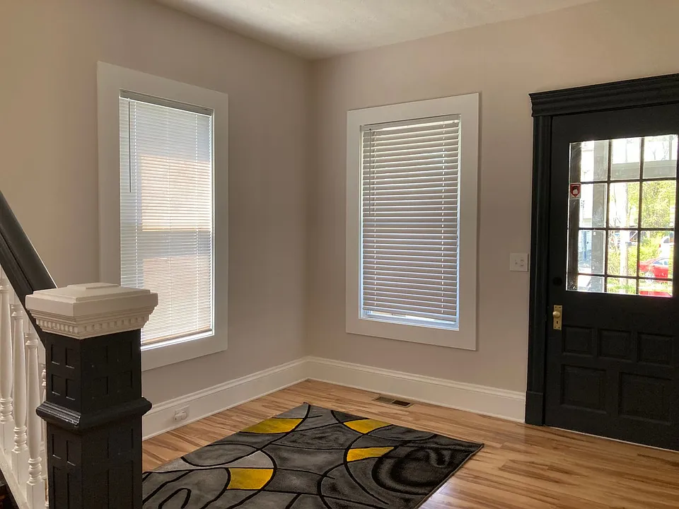 6701 Madison