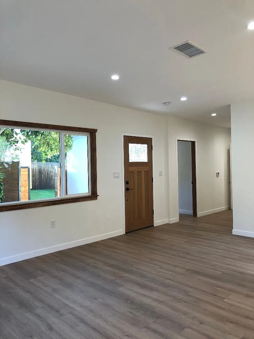 3 bed, 1535 sqft, $5,400 — Photo 4