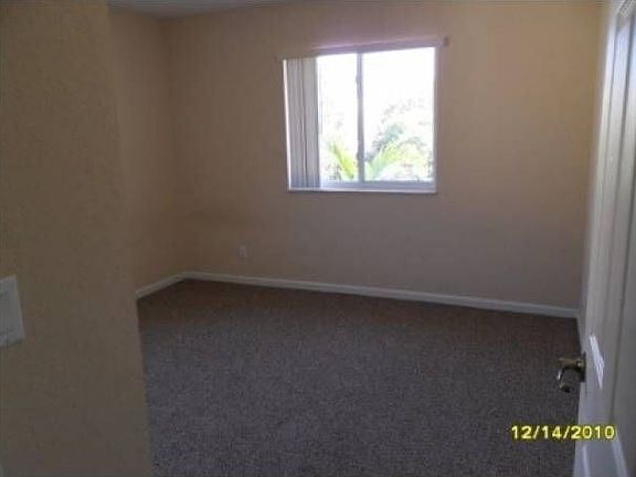 5th image of 3115 N Evergreen Cir