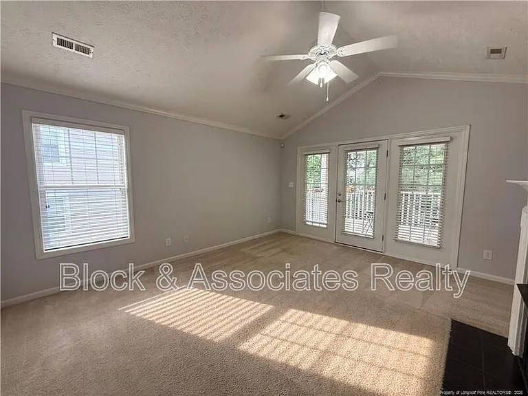 3342 Harbour Pointe Pl #9 — Photo 5