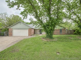 20957 E 35th Pl S, Broken Arrow, OK 74014