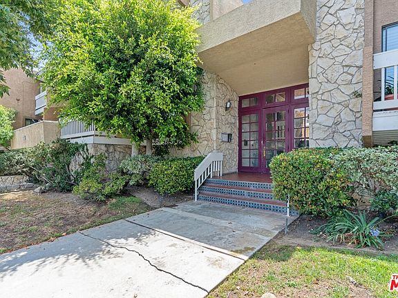 2nd image of 730 Cory Dr Unit 9