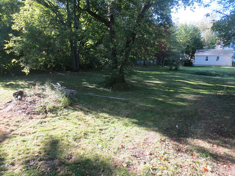 2nd image of 452 Ohio St