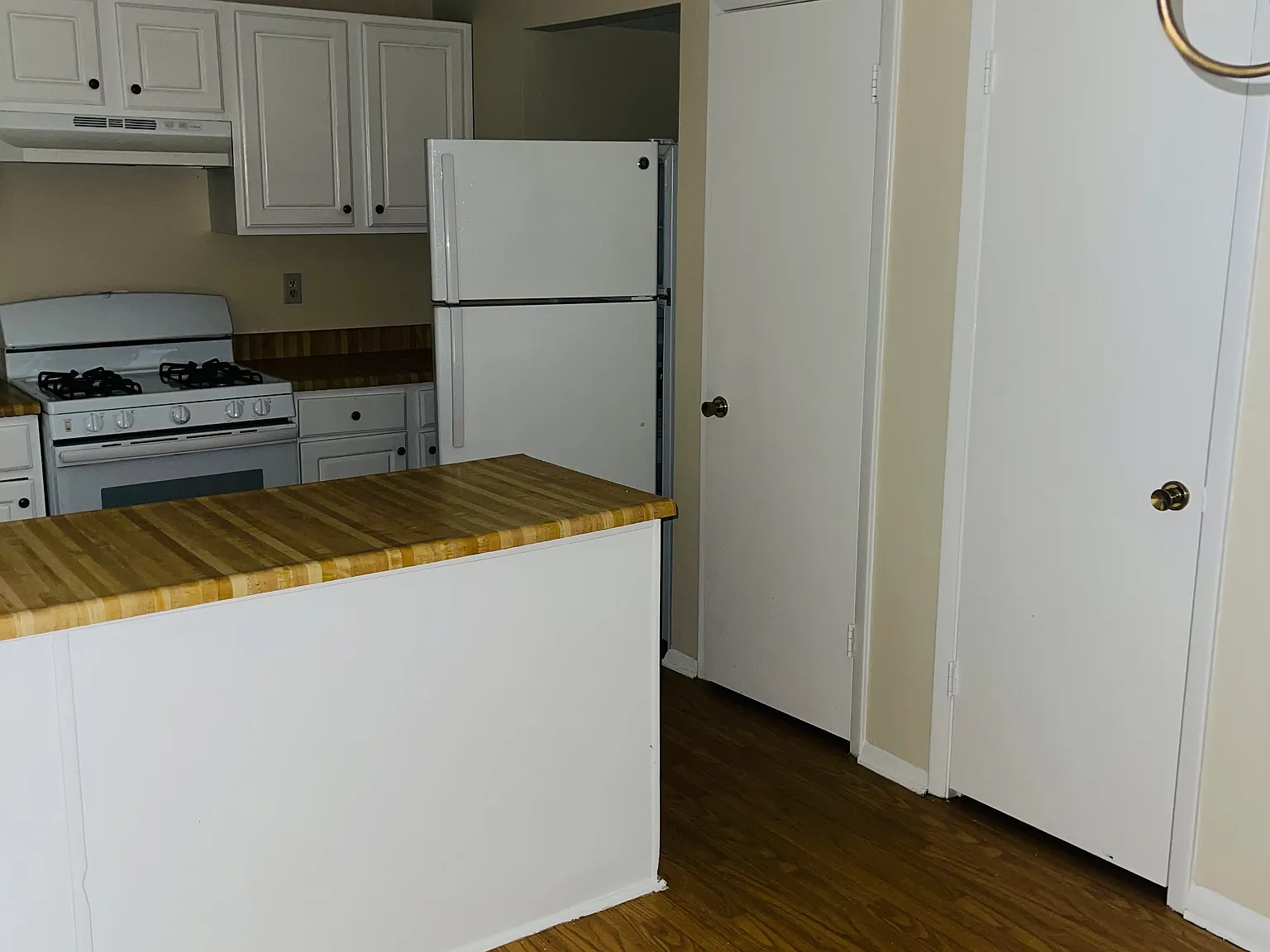 2 bed, 2.5 bath, 1280 sqft, $1,595 — Photo 4