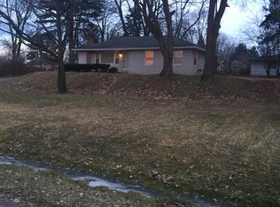 2730 Glenrose St, Auburn Hills, MI 48326