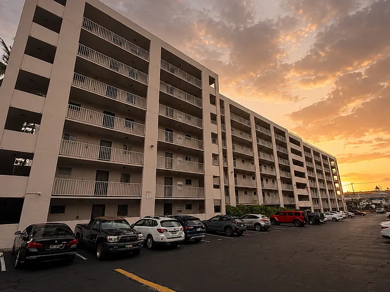 75-5766 Kuakini Hwy #606 — Photo 2
