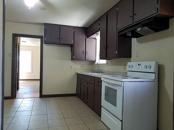 5th image of 2481 Avenue E