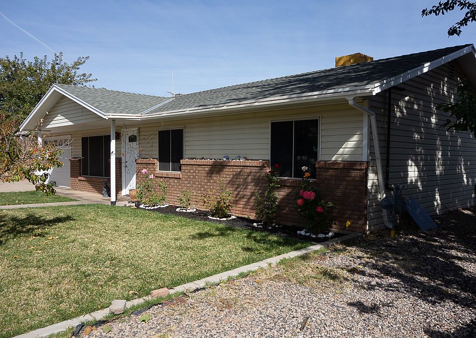 Updated 3-Bedroom House in D
