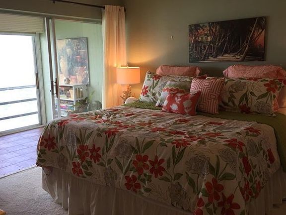 4th image of 100 Wettaw Ln APT 30