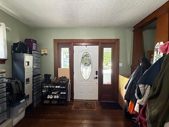 2nd image of 19 Harrison St