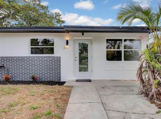 220 N Atlantic Dr, Boynton Beach, FL 33435