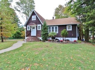 220 Kossuth St, Piscataway, NJ 08854