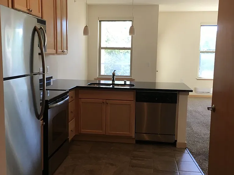 Tyberius Terrace Apartments — Photo 12