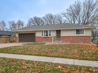 2310 SW 18th St, Lincoln, NE 68522