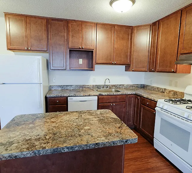 2736 Blaisdell Ave — Photo 5