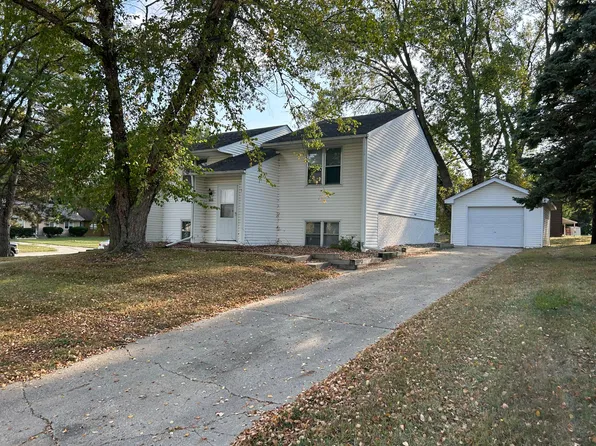 1000 Lyndale Dr, Polk City, IA 50226