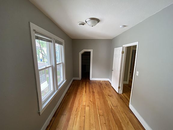 5th image of 699 Wilson Ave APT 2