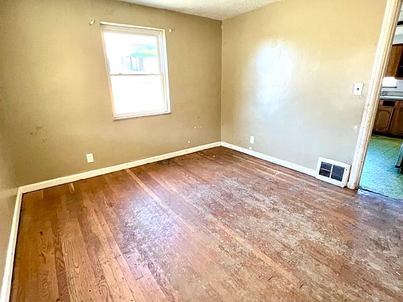 5th image of 3742 Bonfield Dr