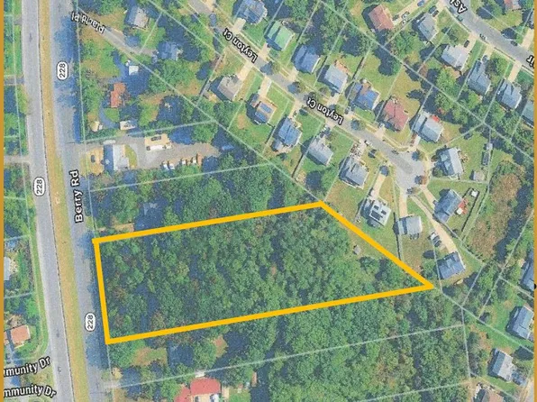 10515 Berry Rd, Waldorf, MD 20603