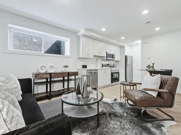 2610 23rd St NW, Calgary, AB