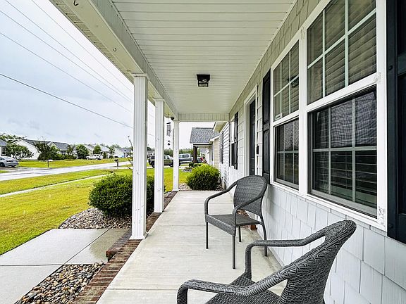 3rd image of 112 Eagle Ridge Drive