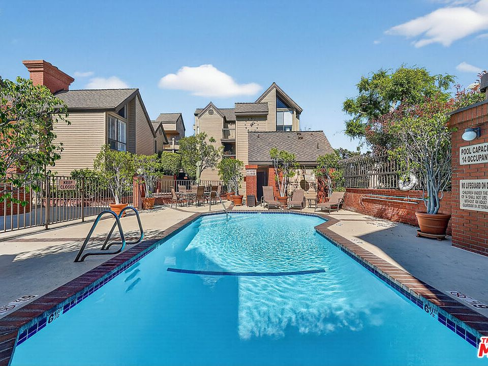 1st image of 835 S Lucerne Blvd APT 105