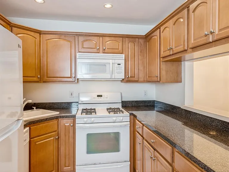 101 Quince Ct — Photo 8