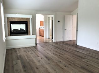 8458 Winterberry Dr, Elk Grove, CA 95624