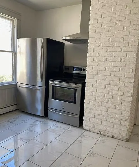 24 Huxley Ave — Photo 17