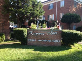 13411 Ridgeview Dr, Urbandale, IA 50323