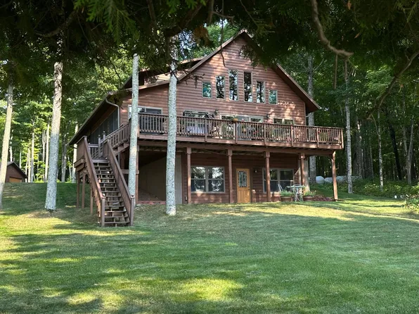 N8997 E Shore Rd, Marenisco, MI 49947