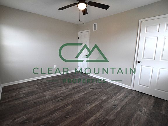 5th image of 411 E Hagood St #2B