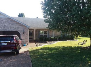 1042 Whitley Pl, Hendersonville, TN 37075