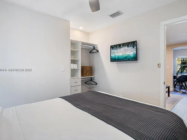 505 SE 20th St #1 — Photo 17