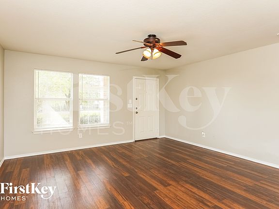 4th image of 9231 Dublin Hts