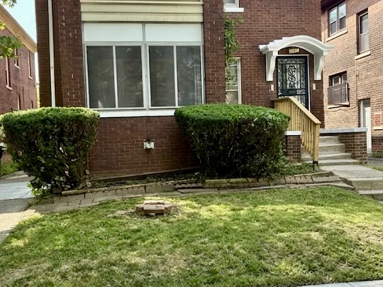 2269 Clairmount St — Photo 8