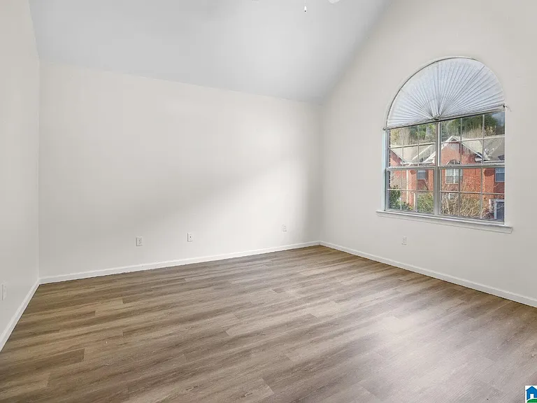 428428 Cambrian Ridge Trl — Photo 15