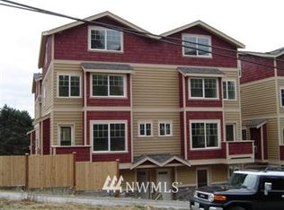 519 N 39th St, Seattle, WA 98103