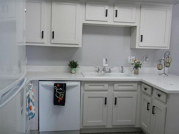 3rd image of 2021 Spenwick Dr APT 529