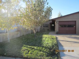 1012 Renshaw St, Laramie, WY 82072