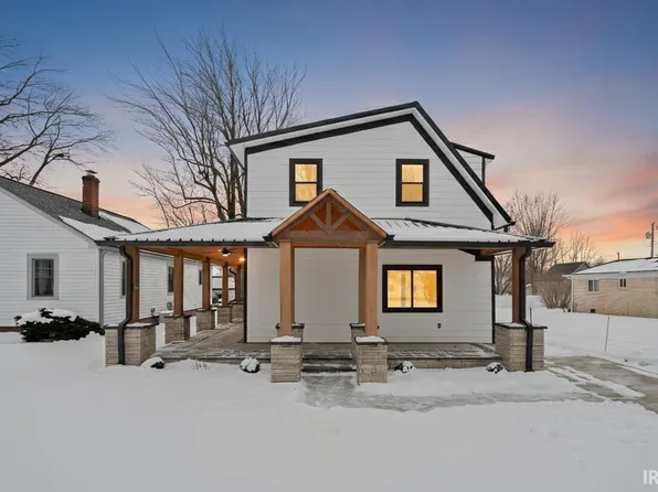 307 W Walnut St, Sharpsville, IN 46068