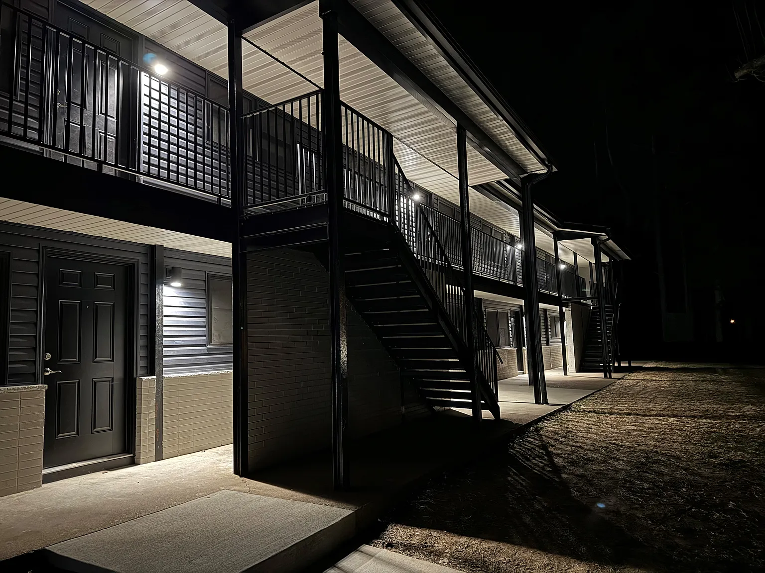 2 bed, $1,350 — Photo 3