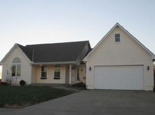 312 Pecan Tree Ave, Lone Jack, MO 64070