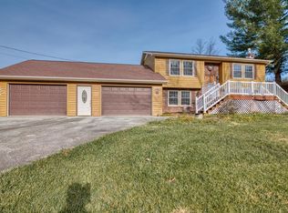 12021 Rich Valley Rd, Bristol, VA 24202
