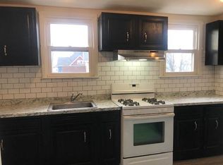 71 Austin St APT 2, Chicopee, MA 01013