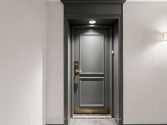 4th image of 7905 Bayview Ave #1022